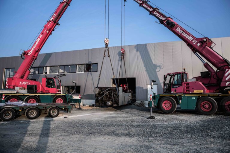 Autokrane Dornseiff Wetzlar Ac40 Und Elektromobilkran Halleneisatz Presse Aufrichten Betriebs Und Maschinenumzug (4 Von 16)